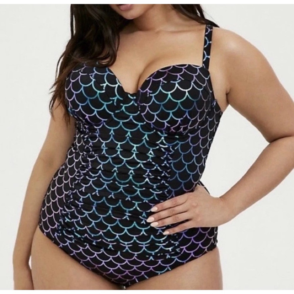 Torrid Mermaid Scale One Piece Swimsuit Iridescent Black 4X D/DD Underwire